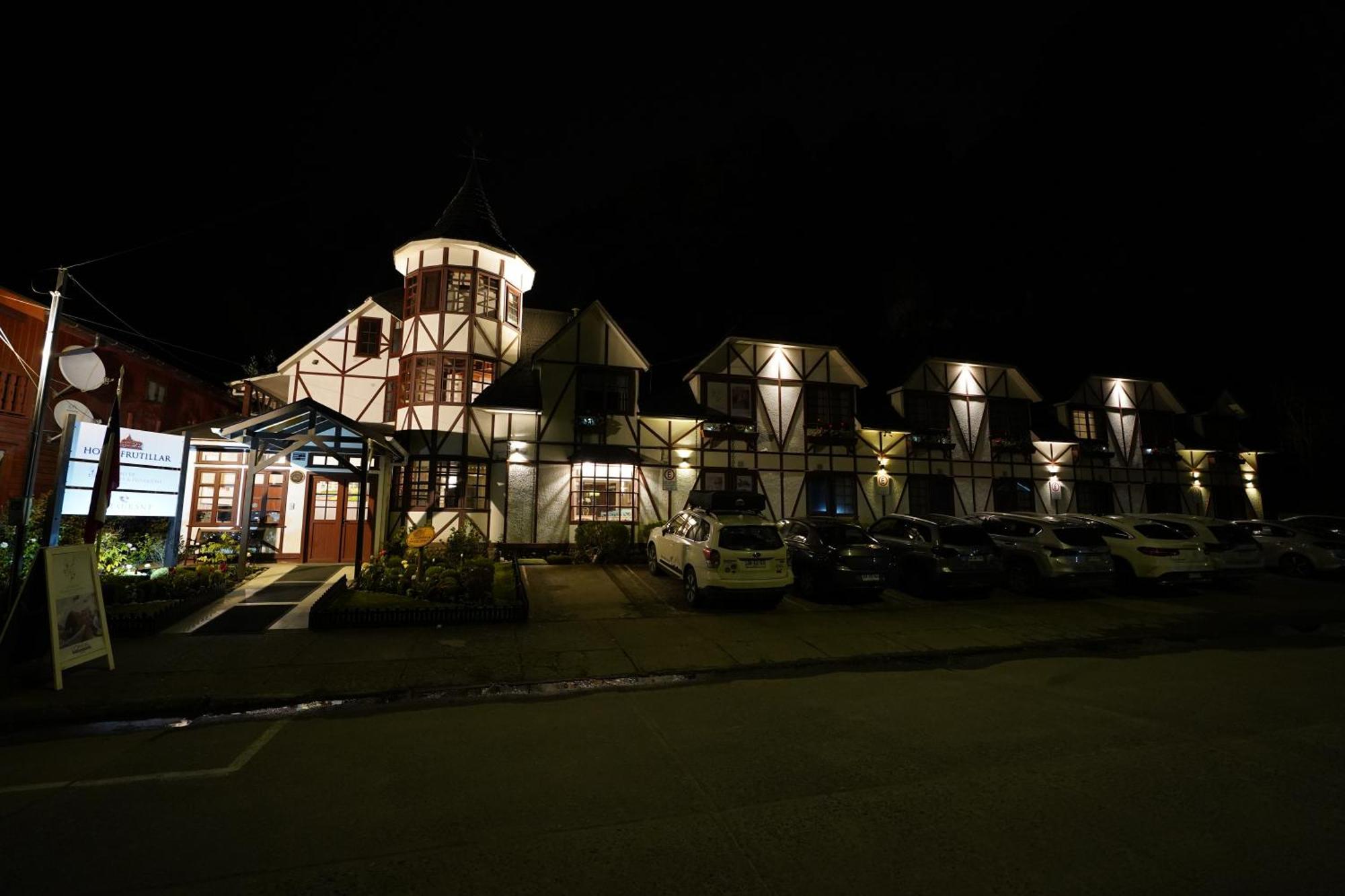 Hotel 弗鲁蒂亚尔 外观 照片